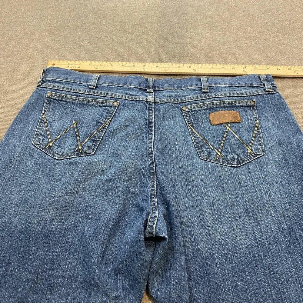 Wrangler Jeans Mens 40x32 Blue Retro Boot Bootcut Stretch Denim 5-Pocket Western